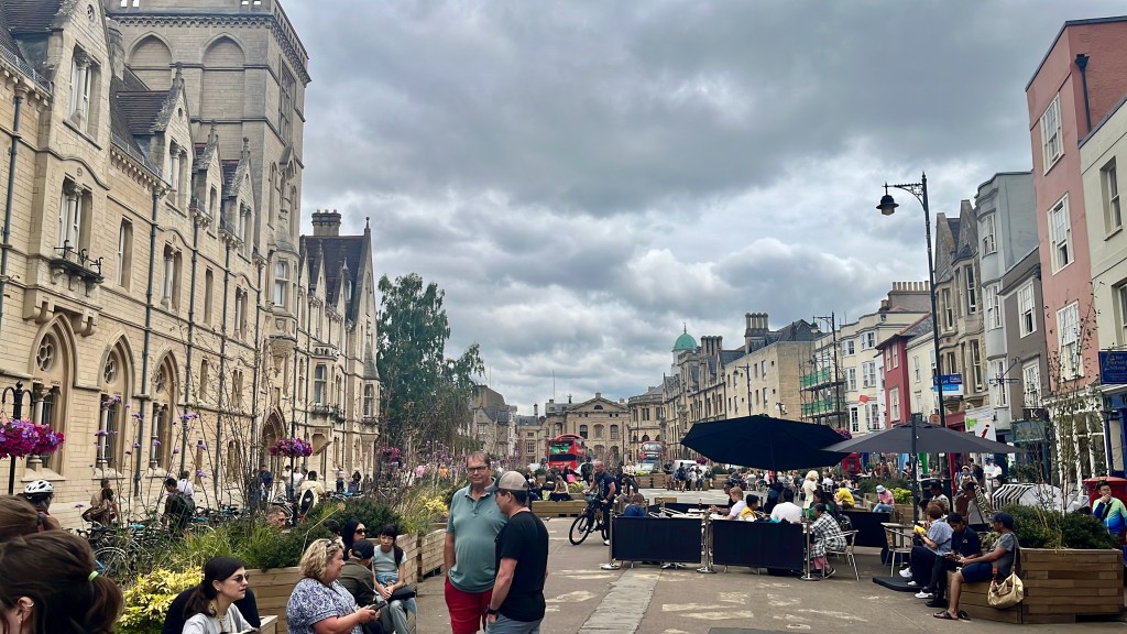 Denkend aan Oxford: Een literaire stedentrip in drie&nbsp;delen